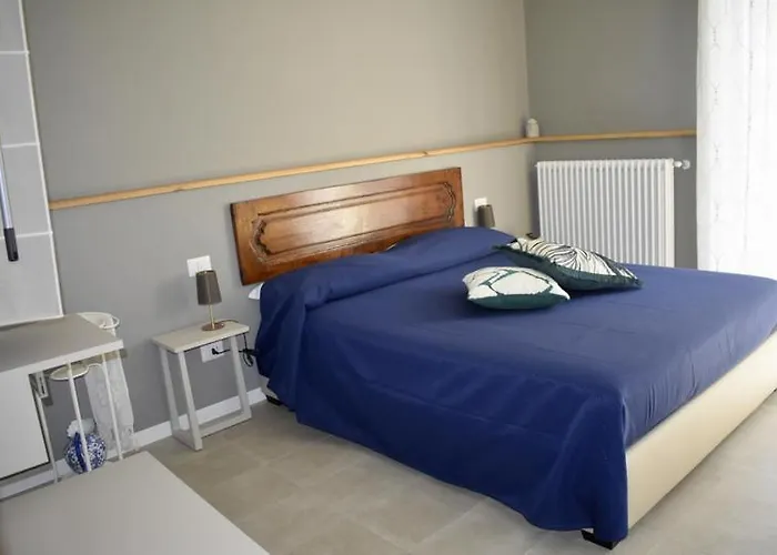 Il Trovatore Panzió 3*